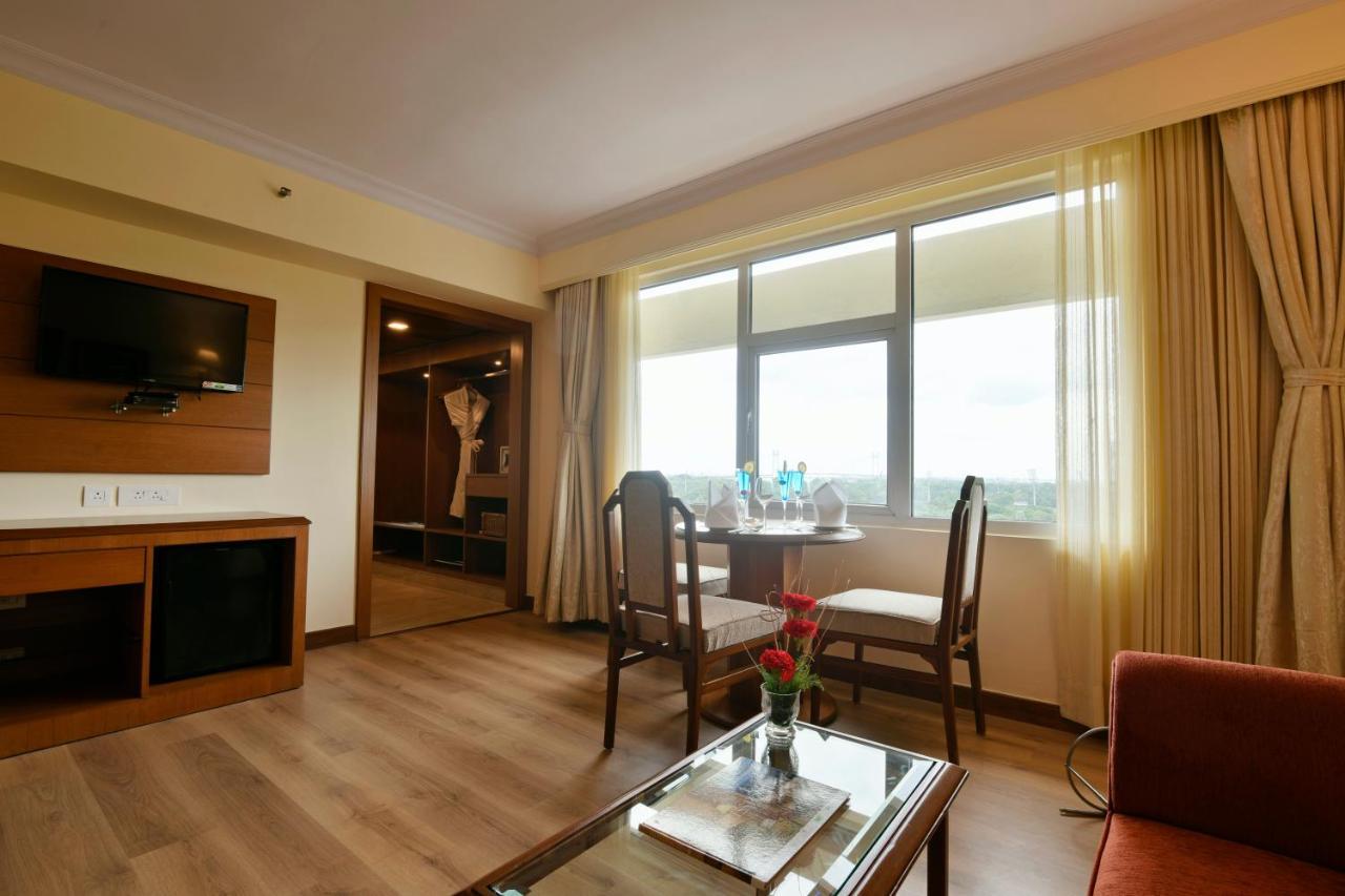 Peerless Hotel Kolkata Luaran gambar