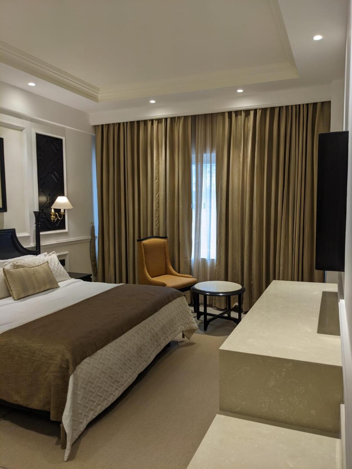 Peerless Hotel Kolkata Luaran gambar