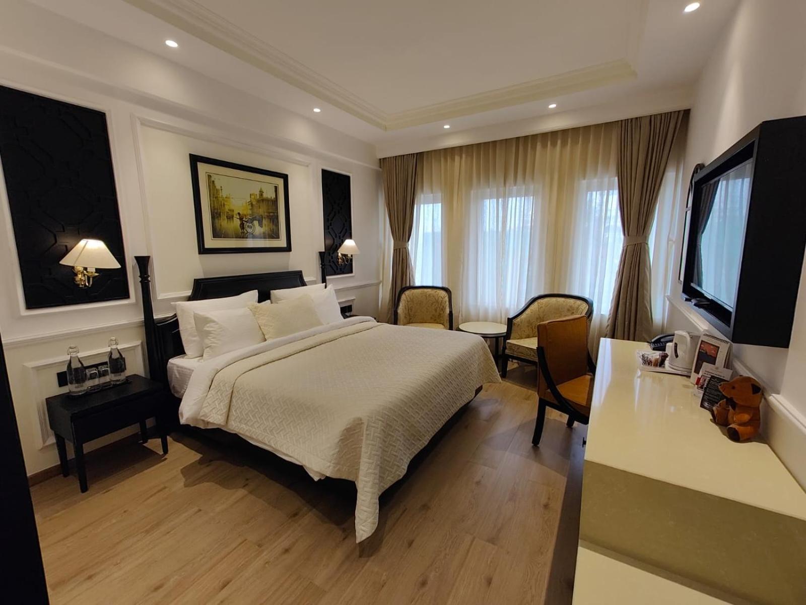 Peerless Hotel Kolkata Luaran gambar