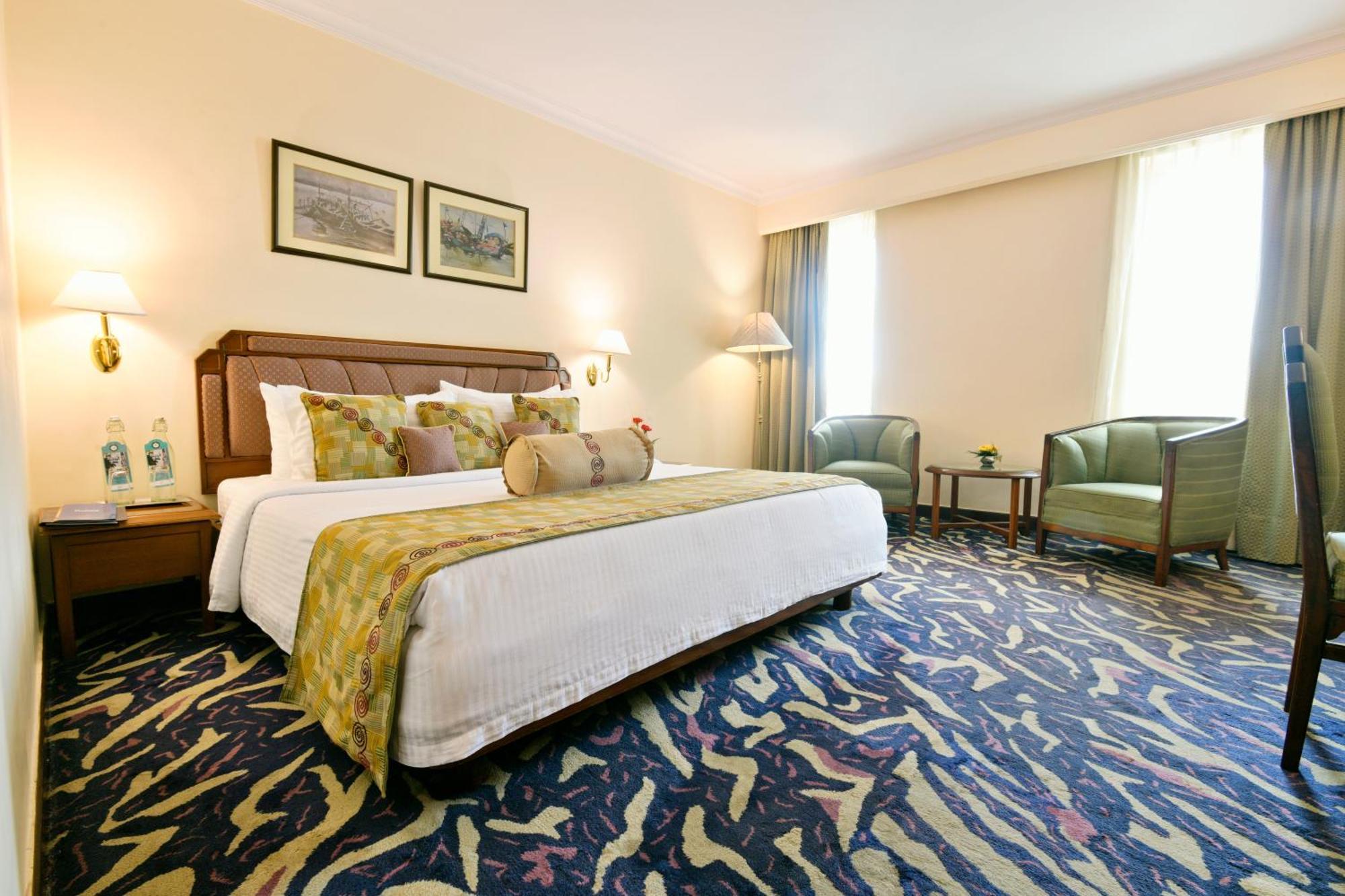 Peerless Hotel Kolkata Luaran gambar