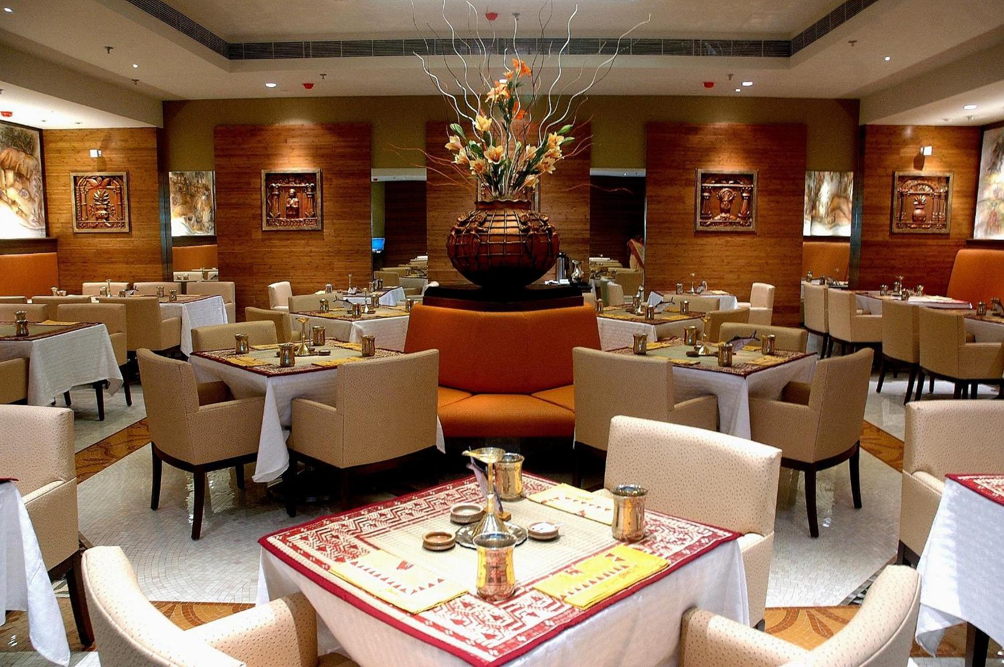 Peerless Hotel Kolkata Luaran gambar