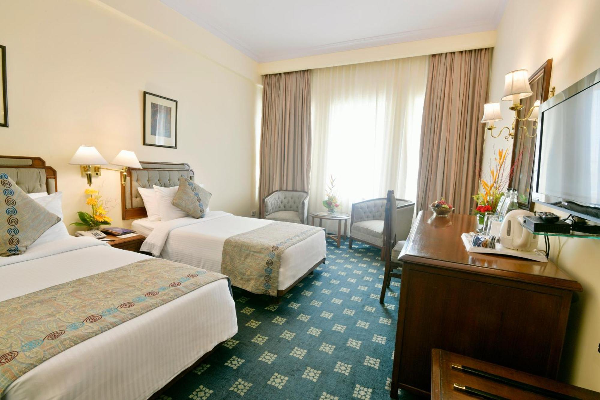 Peerless Hotel Kolkata Luaran gambar