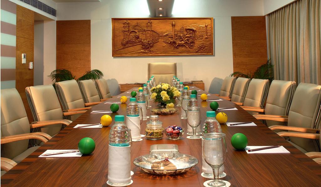 Peerless Hotel Kolkata Kemudahan gambar