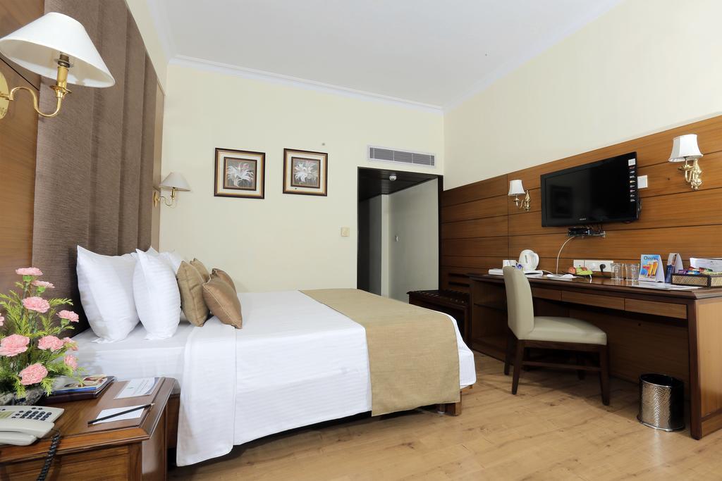 Peerless Hotel Kolkata Luaran gambar