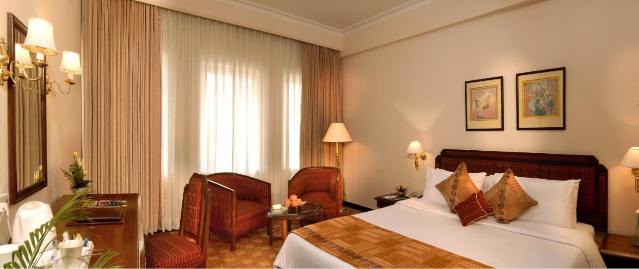 Peerless Hotel Kolkata Luaran gambar